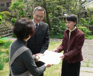  笠井議員と藤沢区議