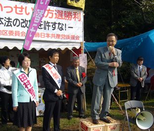 あいさつすｒ笠井議員